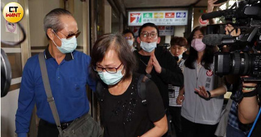 國標女王驟逝/劉真父母悲慟現身 嚴立婷哀傷不捨辛龍