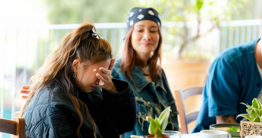 鬼鬼在節目上淚崩說出心裡話「對大家很不好意思」。（圖／好看娛樂提供）