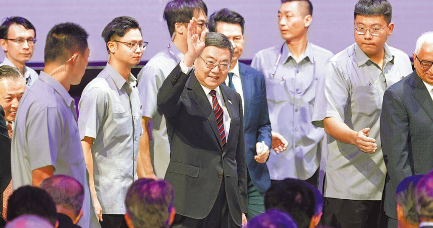 行政院長卓榮泰稱，新版《財劃法》公式出錯很可惜，將和地方縣市首長討論解決問題。（圖／本報資料照片）