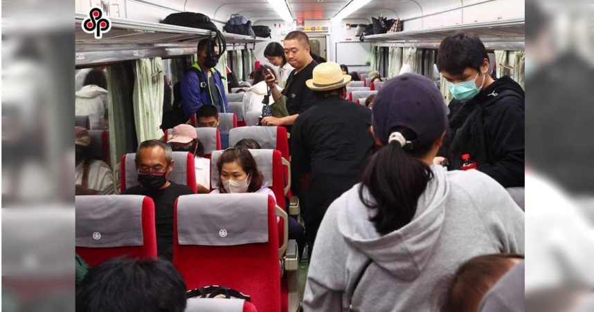 中秋節疏運即將展開，台灣高鐵表示離峰時段各列次空位仍多。台鐵公司則於5日、6日加開6班列車，2日凌晨0時起開放訂位。（圖／報系資料照）
