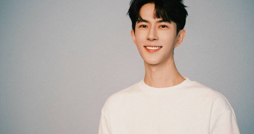 大陸37歲男星于朦朧9月11日驚傳墜樓身亡。（圖／翻攝自于朦朧工作室微博）