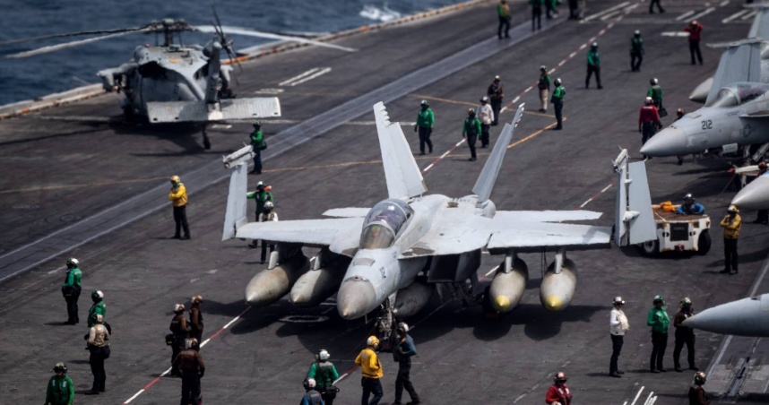 尼米茲號航空母艦（CVN-68）在美國中央司令部責任區內執行飛行任務。（圖／美國海軍U.S. Navy官方）