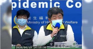 6實驗室「徹夜檢驗」…周志浩記者會打瞌睡 網友心疼:辛苦了