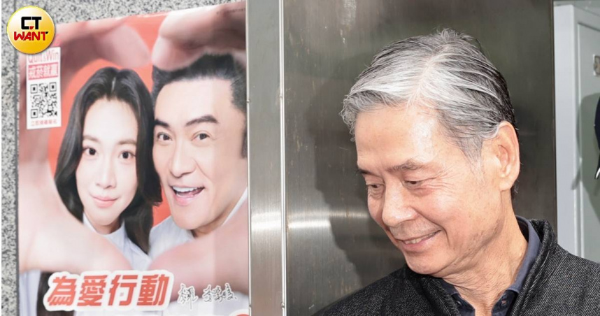 金溥聰31日上午做完筆錄與律師一起走出刑事局，表示將暫時不對邱毅提告。（圖／黃耀徵攝）