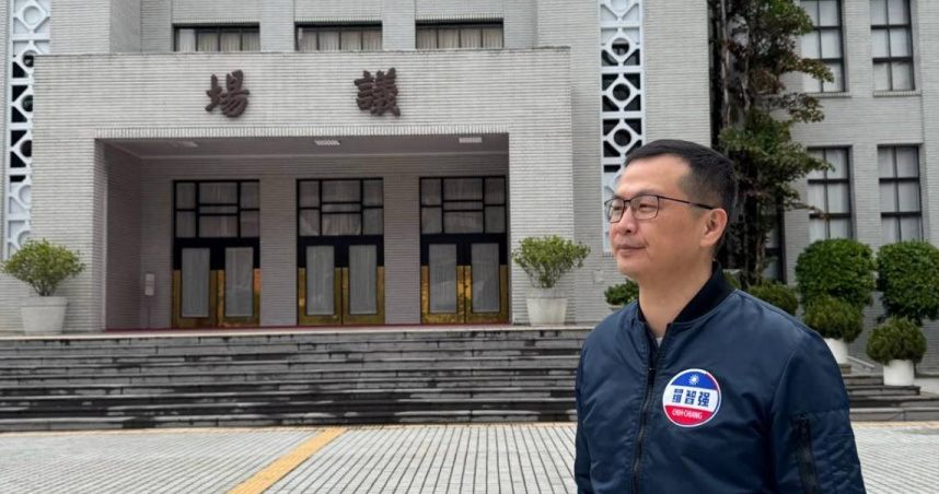 針對民進黨發動大罷免，羅智強強調，在野黨一定全力反惡霸、反獨裁，全力以赴、用命去拚，但關鍵仍是台灣人是否有警覺，能否站出來反抗、抵禦，能不能有超過25%的民眾投下反罷免票，共同守護台灣得來不易的民主。（圖／翻攝自羅智強臉書）