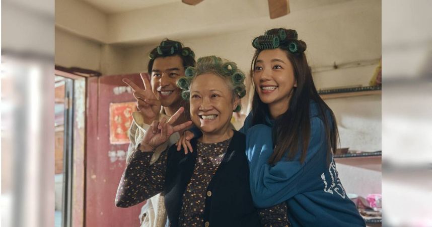 《不如海邊吹吹風》由陳柏霖（左）與郭雪芙（右）主演。（圖／大川大立提供）