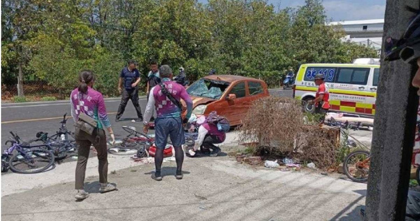 新北市康橋國際學校學生騎乘自行車環島，今（22）日行經埤頭鄉彰水路三段時，遭蕭姓男子駕駛逆向行駛的自小客車衝撞。（圖／報系資料照）