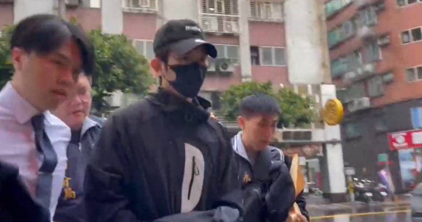 藝人修杰楷涉逃兵案，21日上午遭警方拘提到案。（圖／翻攝畫面）