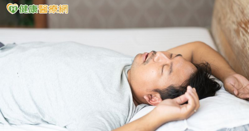 年齡超過60患病比例高　常見嗜睡、易怒等症狀