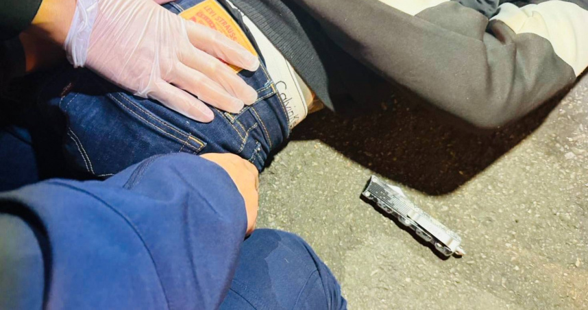 不滿擦肩起口角！醉男竟揮刀狂刺遭逮　路人血流滿地緊急送醫