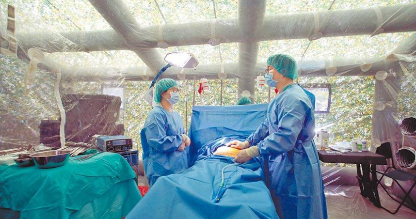 近期保險業準備2026年1月1日正式接軌國際會計新制，在手術等保險理賠範圍解釋與定義，愈加謹慎。（示意圖／報系資料照）