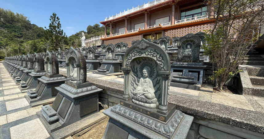 「清明節」是國人慎終追遠，祭掃墳墓緬懷先人的重要節日，國內外各地民眾將陸續返鄉祭祖。（示意圖／楊登嵙提供）