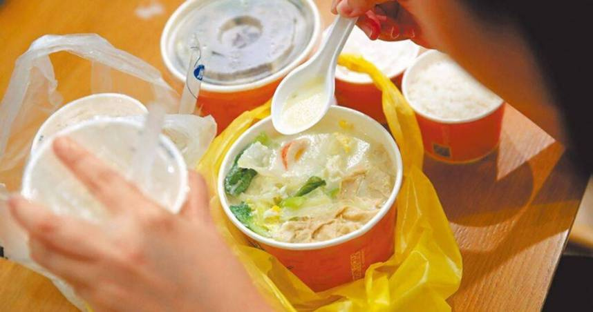 塑膠原料價格上漲，業者公告改採當日報價機制。（示意圖／報系資料照）