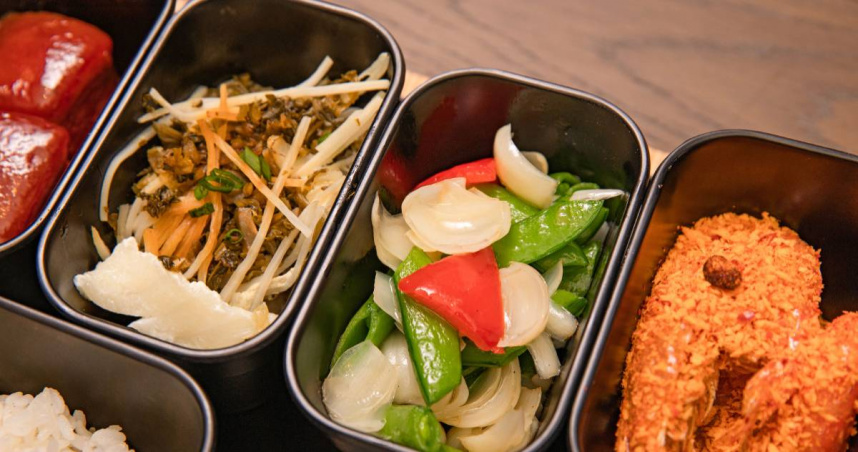醫師蕭捷健特別針對外食族的減重痛點，提出「碳水循環減重法」。（示意圖／取自pexels）