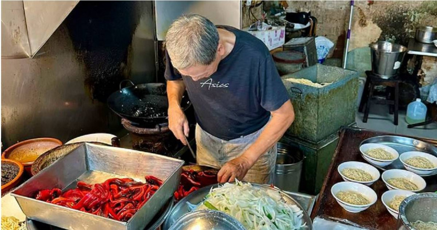 台南48年老店「阿江鱔魚」進入熄燈倒數，73歲老闆廖文欽確定退休。（圖／翻攝自臉書，台南式 Tainan Style）