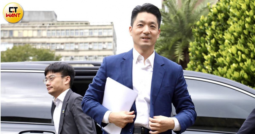 台北市長蔣萬安上午出席行政院院會。（圖／方萬民攝）