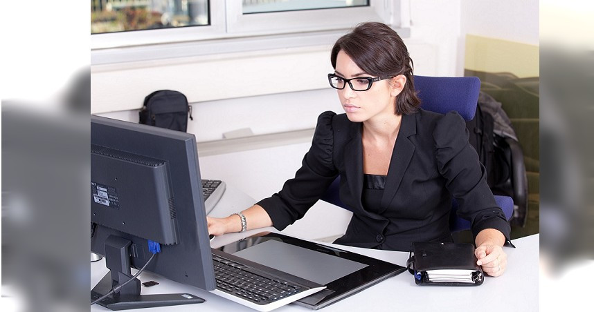 圖說-菜鳥上班族「騎驢找馬」要小心(1/2)