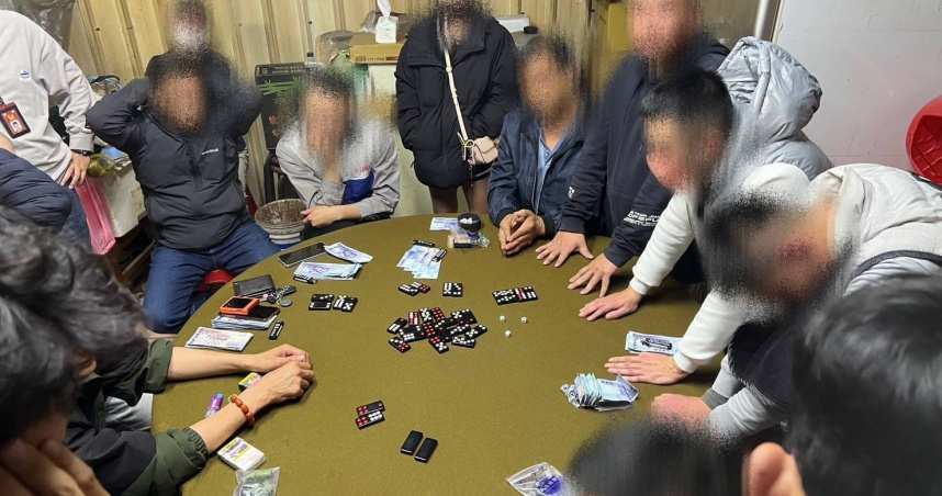 淡水天九牌賭場遭搗破，19名含負責人、員工遭送辦。（圖／翻攝畫面）
