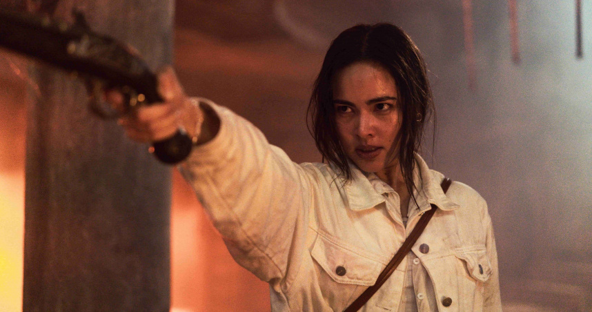 《曼谷淪陷》Yaya顛覆甜美女神形象，挑戰高強度動作戲。（圖／威視提供）