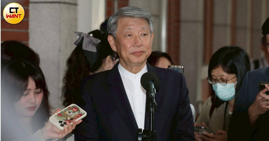 針對部長郭智輝遭質疑頻繁赴家族持股餐廳接待公務對象，經濟部強調所有餐敘開銷皆私人負擔。（圖／劉耿豪攝）