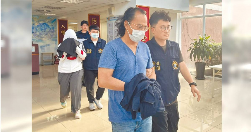 新北市刑警大隊偵辦輝達執行長黃仁勳假粉專詐騙案,將女演員劉香君丈夫、電視製片人李能謙(右二)以詐欺罪嫌移送台北地檢署。(圖/中國時報王揚傑攝)