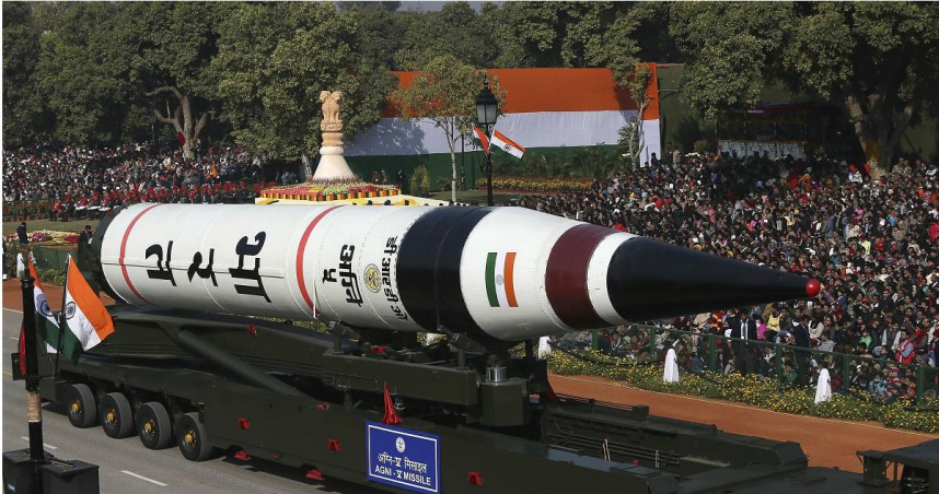 印度成功試射「烈火-5洲際彈道飛彈」（Agni-V）。（圖／達志／美聯社）