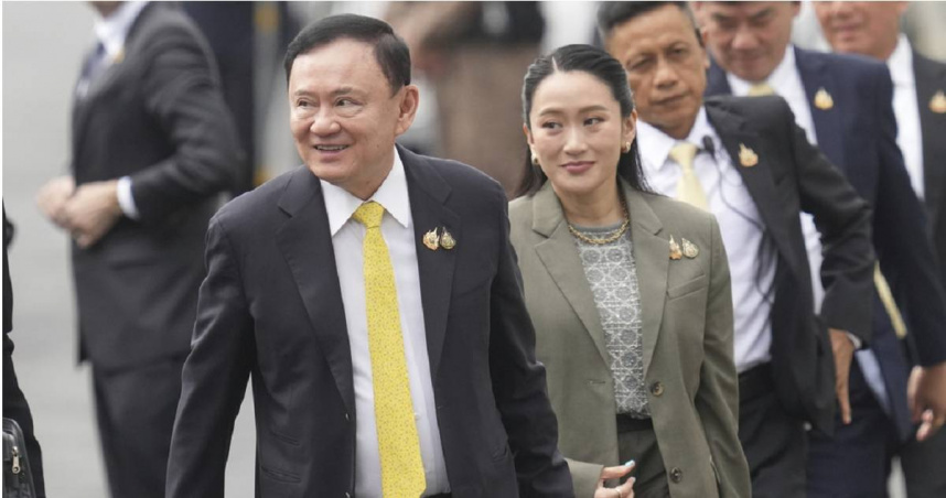 泰國華裔前總理戴克辛（左）及他的女兒、前總理貝東丹（右）。（圖／達志／美聯社）