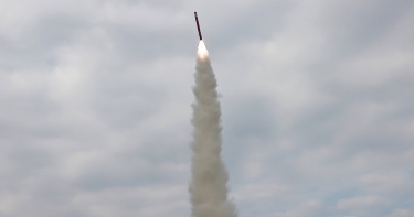 北韓在川普準備訪韓前夕，再度發動飛彈試射。（圖／達志／美聯社）