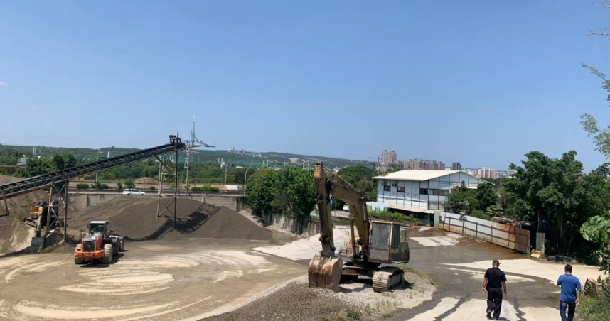 為強化餘土管理、舒緩建築工程餘土去化壓力，台中市公告異地暫置規定。（圖／取自台中市政府網站）