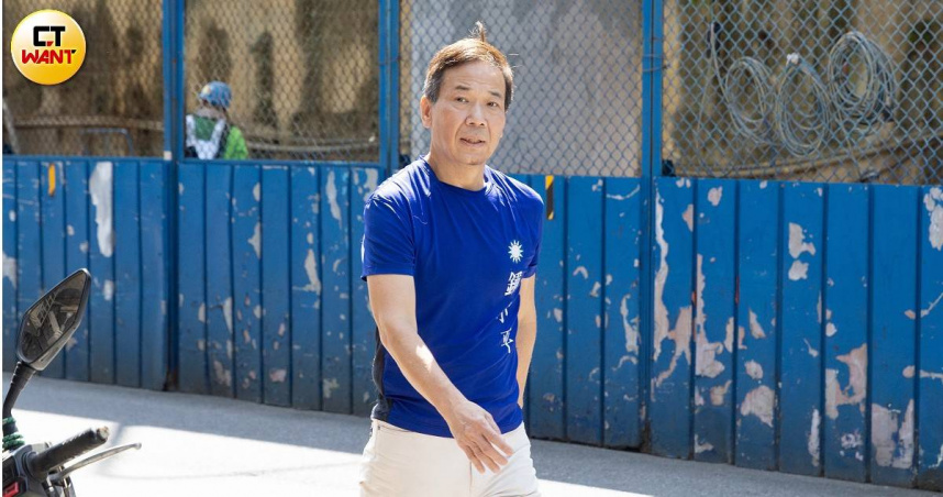 鍾小平談台北市長選戰，認為年底選舉將成高度意識形態對決，蔣萬安面臨不小壓力。（圖／黃耀徵攝）