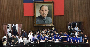 民進黨團下令死守議場伺機反攻 綠委:藍為一人卡住整個國家