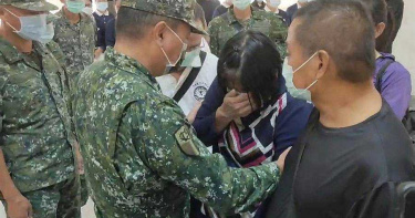 戰車翻覆中士車長林楷強遺體火化 母泣:兒子為國家犧牲