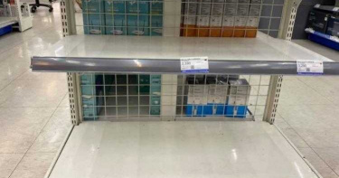 不只搶民生用品 低價筆電、視訊鏡頭全都賣光了