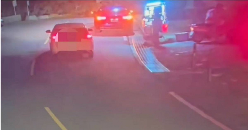 事故前的監視器畫面。（圖／翻攝自YouTube）