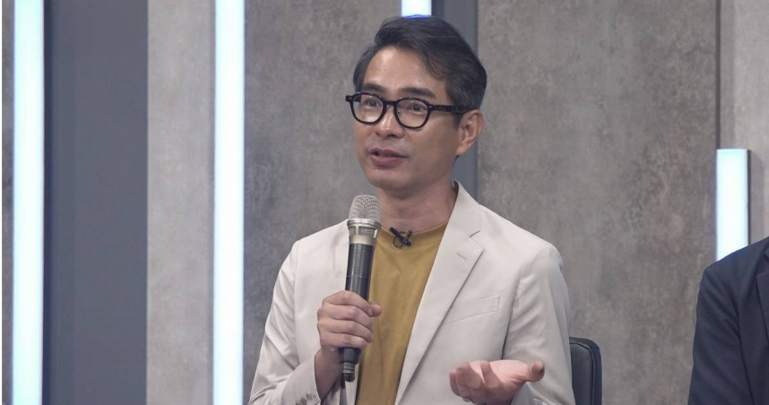 謝其文加入《戲戲品味》擔任評審團之一。（圖／中天提供）