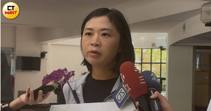 新北某安置機構發生多起兒少性侵猥褻案，鄭宇恩要求社會局重新建立機構完善性侵事件處理程序，並由外部單位就該機構現況展開調查。（圖／陳柔瑜攝）