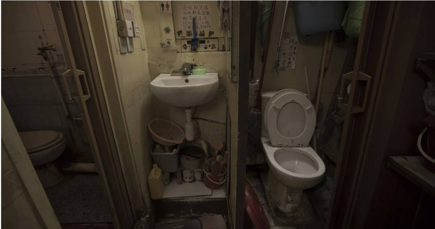 在香港的低收入社區，許多家庭因房租高漲與公屋長期短缺，被迫住進劏房、籠屋或違法天台屋。（圖／達志／美聯社）