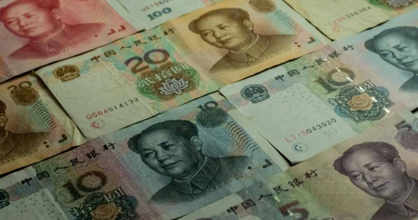 男子因平台操作失誤意外獲得約2641兆元虛擬餘額。（示意圖／翻攝自unsplash）