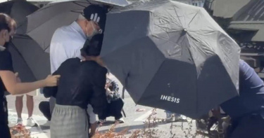 河口命案死者井雲蓉今天舉行告別式，其父空勤總隊長井延淵低調送別女兒最後一程。（圖／報系資料照）