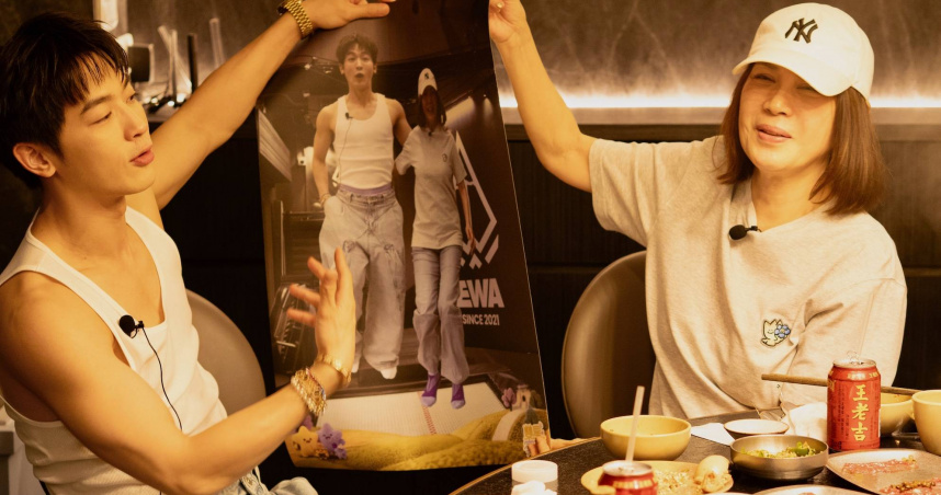 吳思賢（左）和媽媽Cindy享受難得的親子時光。（圖／台視提供）