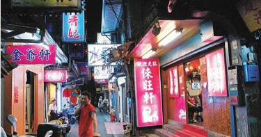 不滿阿公店疑灌單 男搶小姐零錢遭送辦