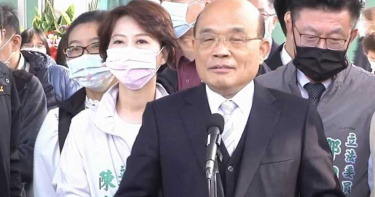 誰多事打統編?蘇揆改口:是我多事跑去買漫畫