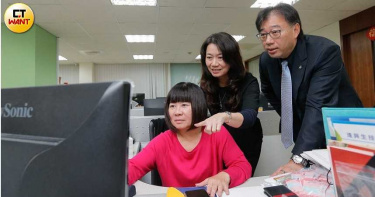 果凍保健王2/代工廠替競爭客戶生產 自行設廠解決問題代工更全面