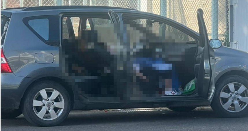 高雄楠梓區煉油廠驚見一對父女陳屍車內，疑為父親不堪照顧生病女兒，才釀成雙屍悲劇。（圖／翻攝自記者爆料網）