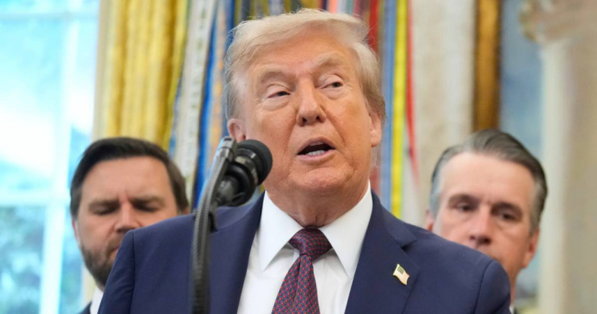 川普回應關於網路上流傳他的死訊。（圖／達志／美聯社）