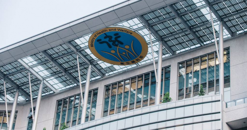 衛福部食藥署表示，在沒有完整配套措施保障民眾用藥即時性、可近性及安全性前，不會實施。（圖／報系資料庫）