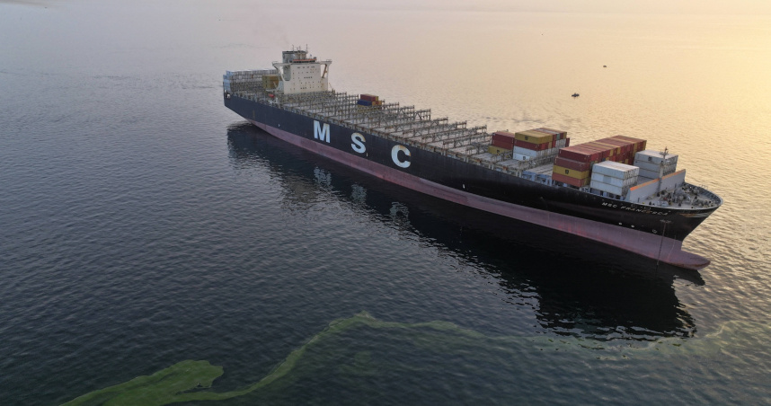 伊朗伊斯蘭革命衛隊（IRGC）曾在荷莫茲海峽（Strait of Hormuz）扣押貨輪。（圖／達志／路透社）