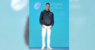 王陽明6周速成8塊肌 邀老婆床上驗貨