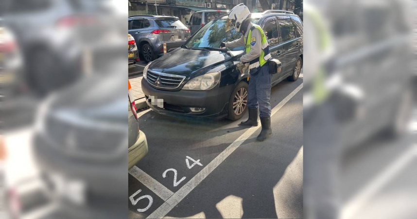 2月8日（周六）補班日，新北市路邊停車格比照平日收費，假日收費路段則暫停收費。（圖／新北市交通局提供）