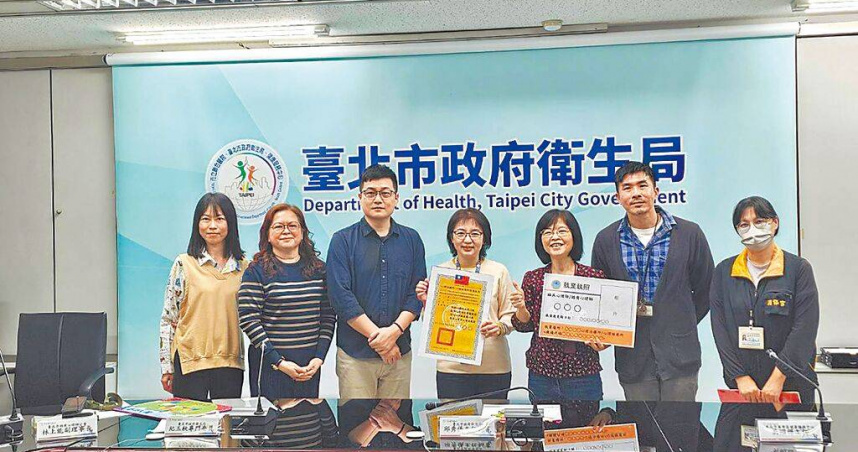 台北市衛生局提醒，合格心理機構應揭示開業執照及收費標準，並開立收據、製作諮商紀錄，諮商空間應隱密且隔音，確保民眾獲得安全健康的治療。（圖／中國時報謝佳君攝）